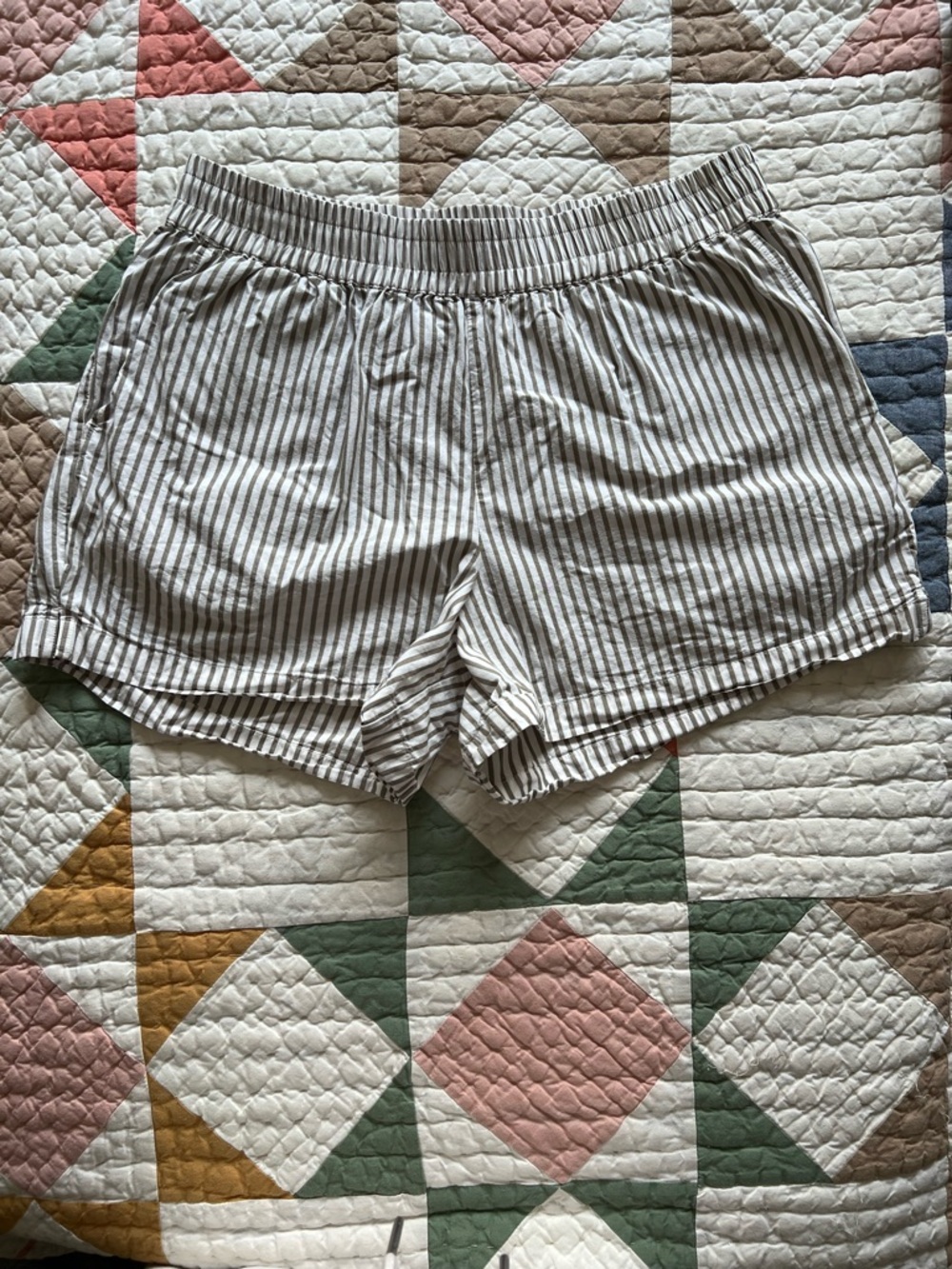 Mate the Label Women's Striped Elastic-Waist Shorts - Gray/White